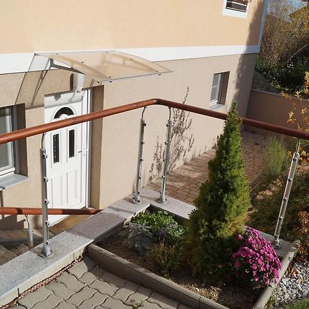 Apartment Robert Maiersdorf Exterior foto